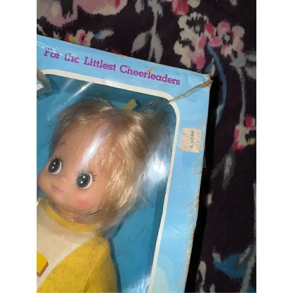 Vintage 80’s cheerleader doll in box